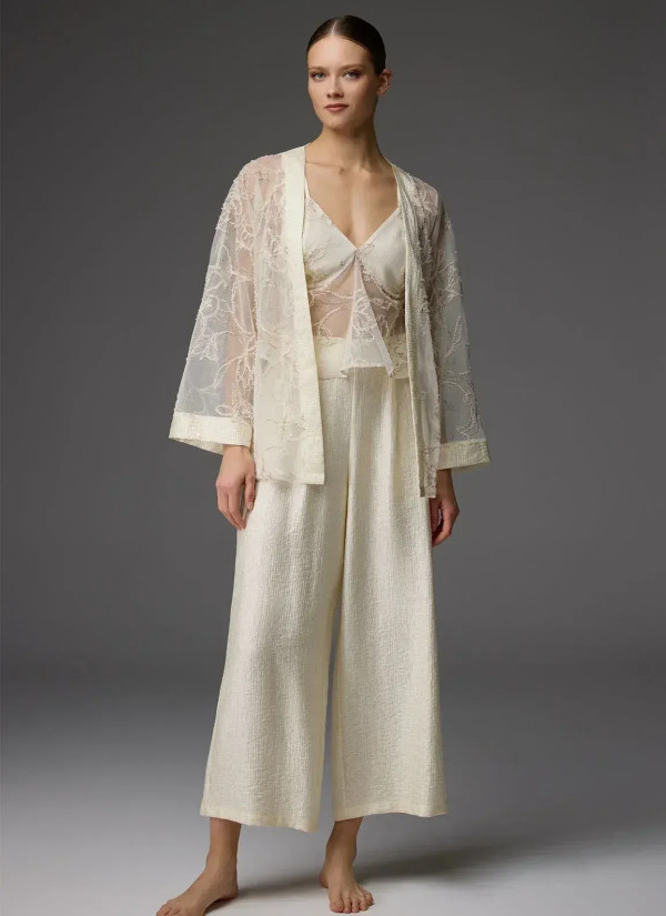Bonjour Madame 1825 Krem Lace Robe Set — wholesale from Turkey