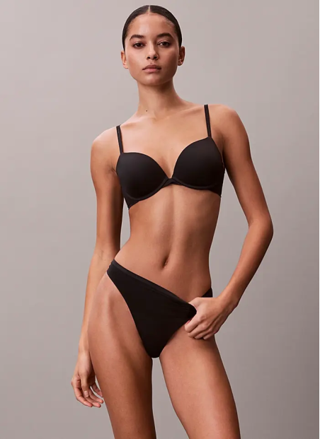 Бюстгальтер Perfectly Fit пуш-ап с глубоким вырезом Calvin Klein Calvin Klein LV00QF7315 BLACK — прямые поставки из Турции