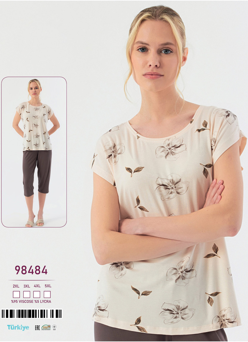 Caroline 98484 — женский вискозный комплект с капри (2XL+3XL+4XL+5XL) — оптом для магазинов и бутиков