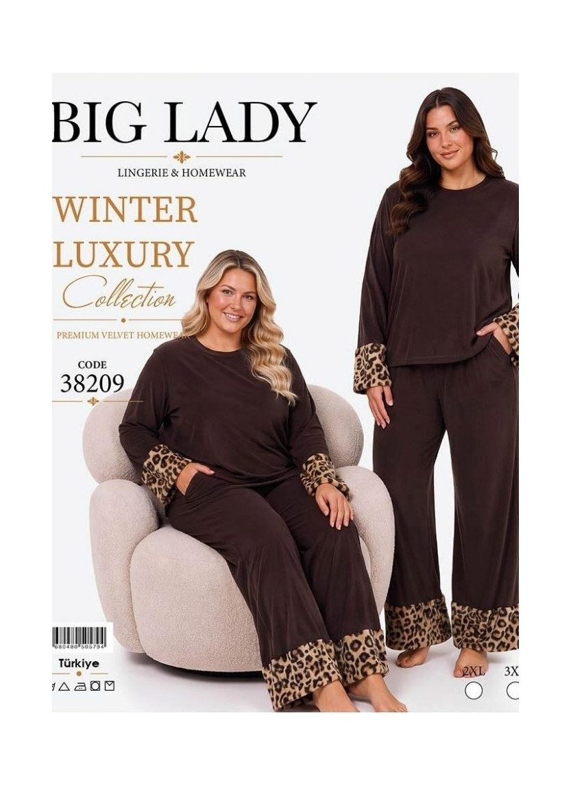 Women’s Velvet Pajama Set with Faux Fur Trim (2XL+3XL+4XL) Lady