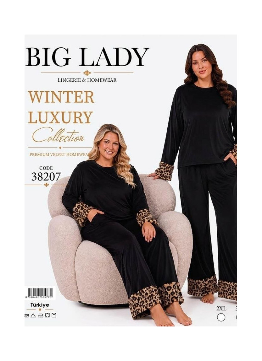Women’s Velvet Pajama Set with Faux Fur Trim (2XL+3XL+4XL) Lady