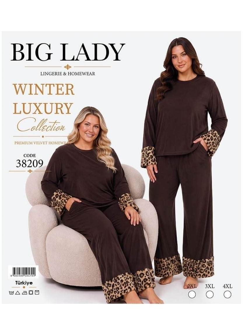 Women’s Velvet Pajama Set with Faux Fur Trim (2XL+3XL+4XL) Lady
