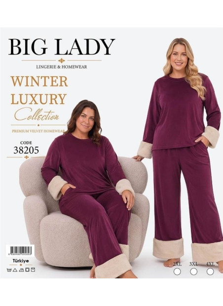Women’s Velvet Pajama Set with Faux Fur Trim (2XL+3XL+4XL) Lady