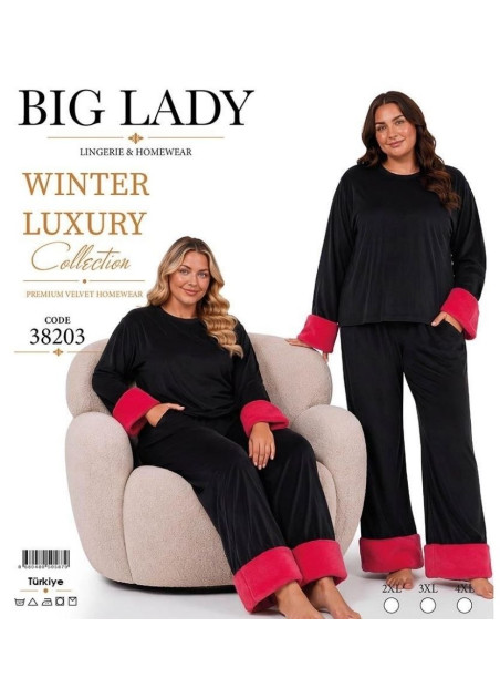 Women’s Velvet Pajama Set with Faux Fur Trim (2XL+3XL+4XL) Lady